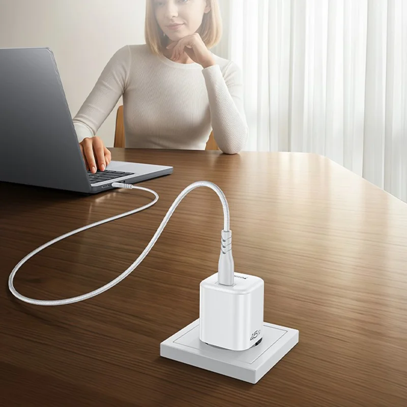شاحن YESIDO YC116 PD 45 واط من نوع GaN، منفذ واحد من نوع Type-C، محول شحن سريع مع كابل USB-C مجدول - قابس أوروبي