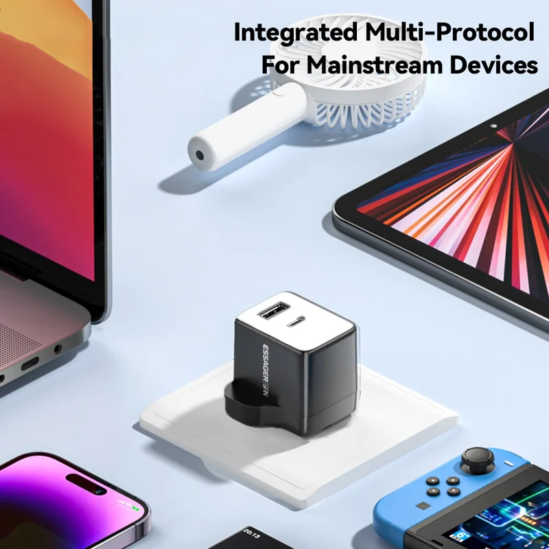 ESSAGER PD 33W Fast Charging Wall Charger USB-A + Type-C Travel GaN Adapter - UK Plug / White