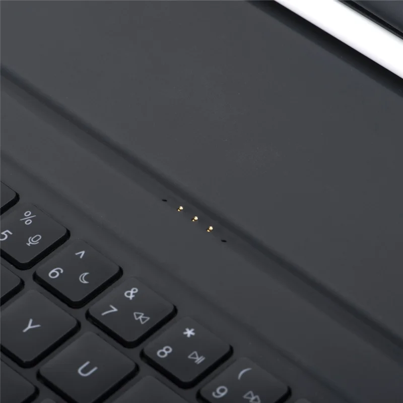 2038 For iPad (2025) / iPad 10.9 (2022) Keyboard Case with Smart Connector Detachable Keyboard Protective Cover with Backlit - Black