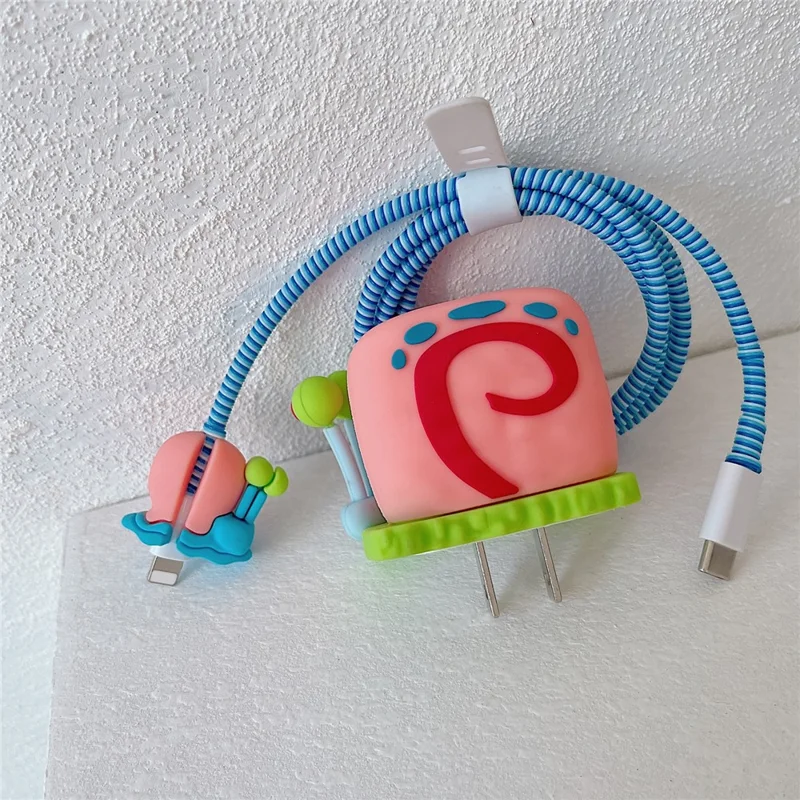 Funda protectora de estilo de dibujos animados para el cargador de iPhone 18W / 20W, funda de silicona con cable de carga - Caracol