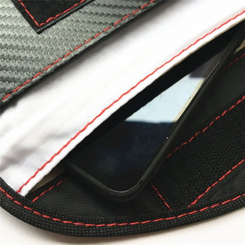 ZD-0422-01 Carbon Fiber RFID Blocking Bag for Cell Phone Anti-Radiation Signal Shielding Pouch with Key Ring