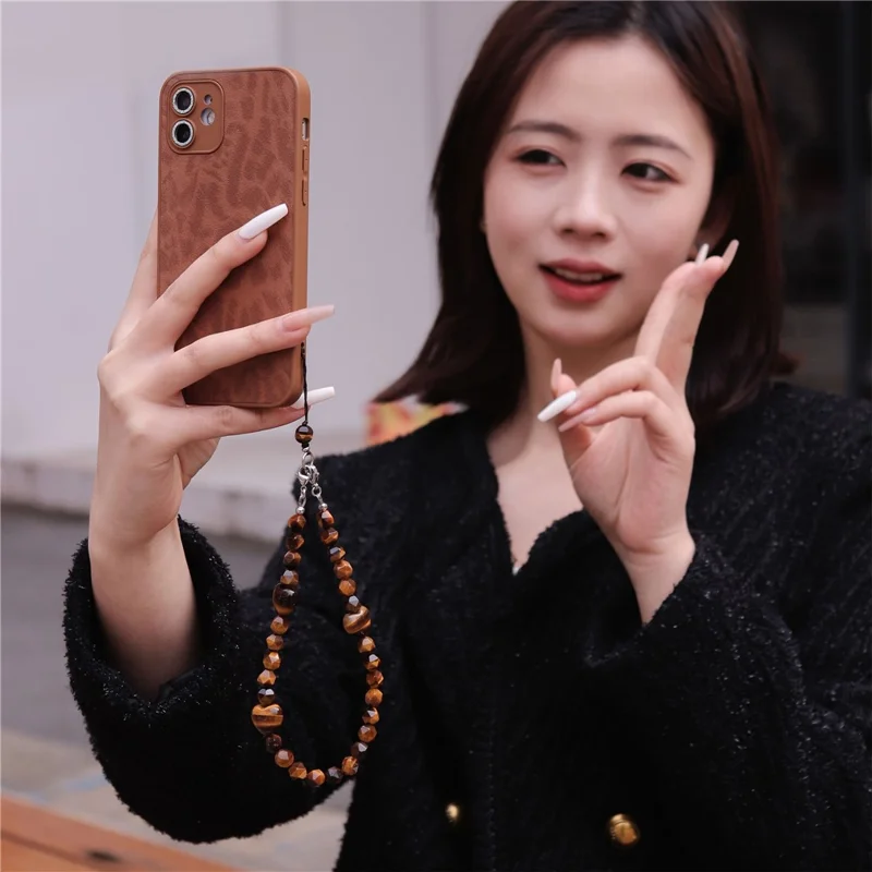 YISIXICI SJL0016 8mm Polygonal Bead Bracelet Heart Design Tiger Eye Stone Phone Charm Wrist Lanyard