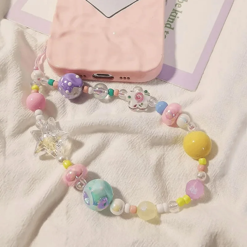 Farverige perlede telefonremme 14 cm DIY graffiti akryl stjerne anti-tab telefon snor nøglering