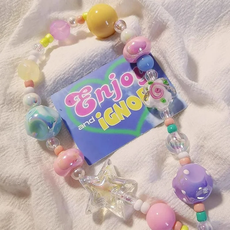 Farverige perlede telefonremme 14 cm DIY graffiti akryl stjerne anti-tab telefon snor nøglering