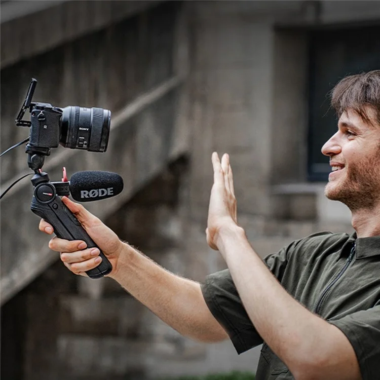 PGYTECH P-CG-081 Mantispod Mini Camera Tripod Stand Video Vlogger Desktop Shooting Mount Bracket (without Panoramic Ball Head and Remote Control)