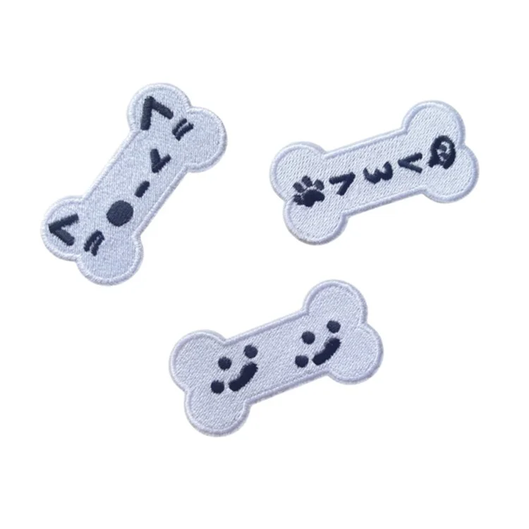 3 Pcs Patchs Brodés Expressions de Dessin Animé Mignons - Appliques Autocollantes Créatives pour Décoration DIY