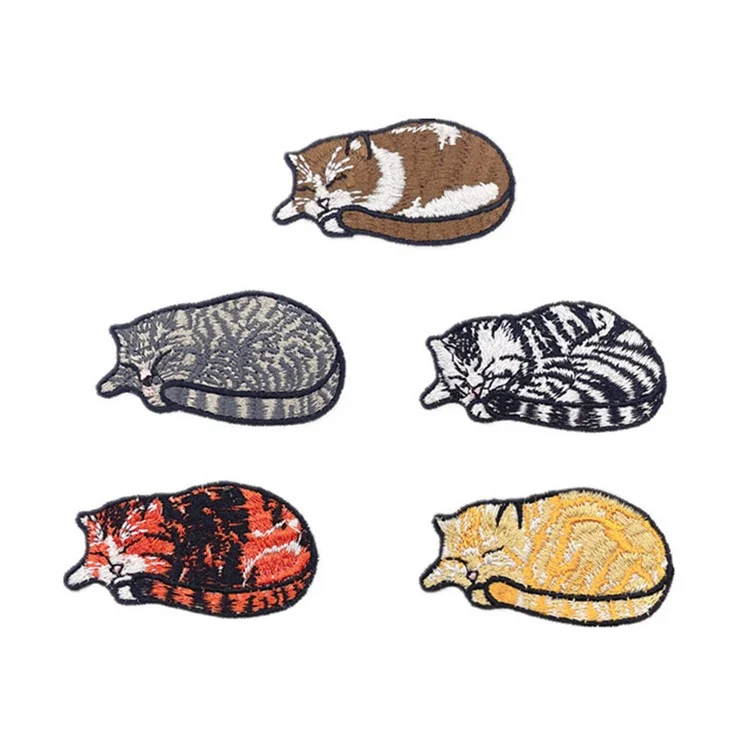 5 Pz Toppe Ricamate di Gatti Addormentati Carini Applicazioni Adesive Fai-da-Te per Decorazioni Creative
