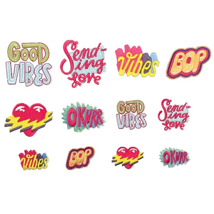 Patchs Créatifs Colorés avec Lettres Brodées Appliques Autocollantes DIY pour Décorations Créatives - N°1