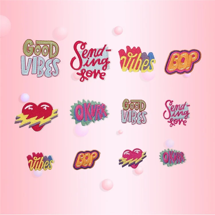 Patchs Créatifs Colorés avec Lettres Brodées Appliques Autocollantes DIY pour Décorations Créatives - N°1