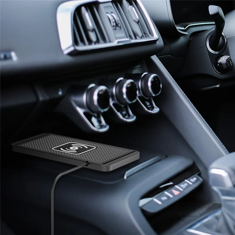 D10 15W Car Wireless Charger Non Slip Anti Shake Desktop Fast Charging Pad with 1m Cable for Smartphones - USB Plug