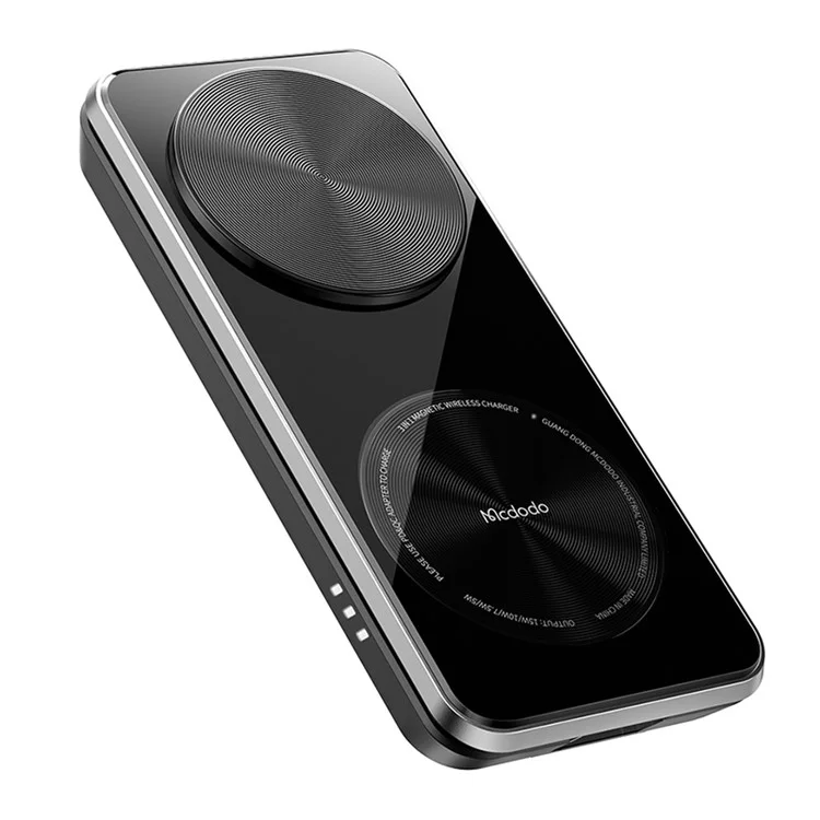 MCDODO CH-115 Chargeur Sans Fil Magnétique 3-en-1 Strong Adsorption Pliage Fast Charging Stand Iphone 12 / 13 / Téléphones Mobiles 14 de la Série - le Noir