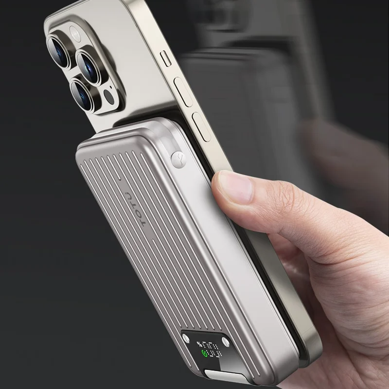 TOTU PB-1007 10000mAh Banco de Energía con Carga Inalámbrica Magnética, Pantalla Digital y Soporte - Natural