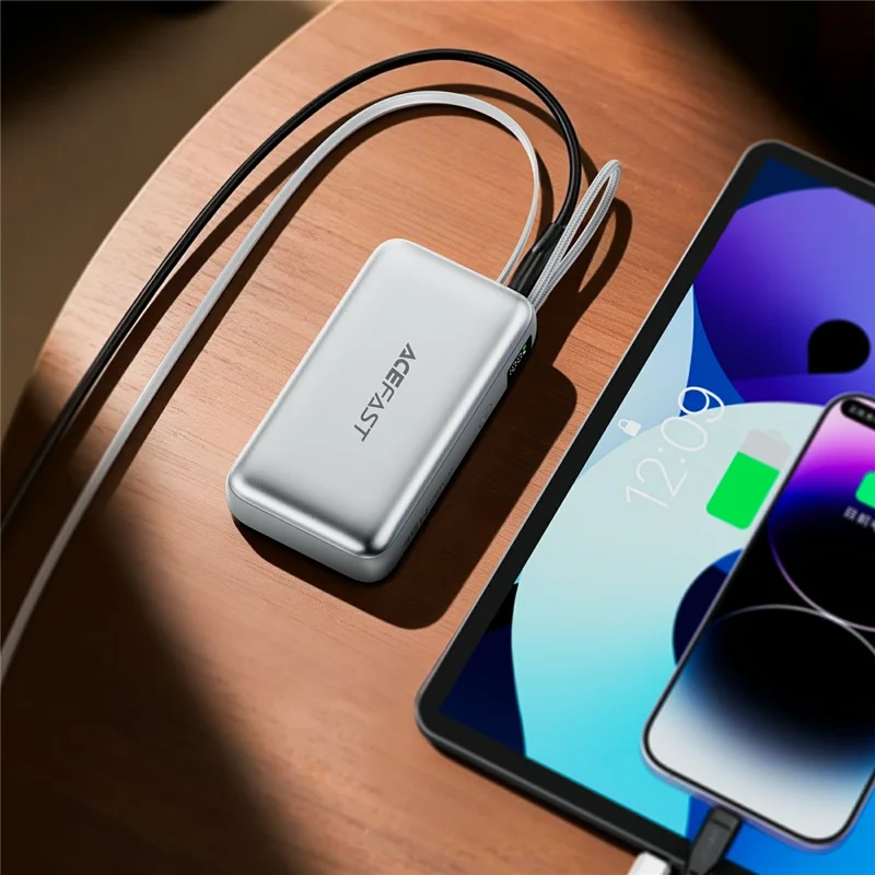 ACEFAST M32-10000 Power Bank 10000mAh PD 35W Fast Charging Portable Charger with Built-in Retractable USB-C Cable - Silver