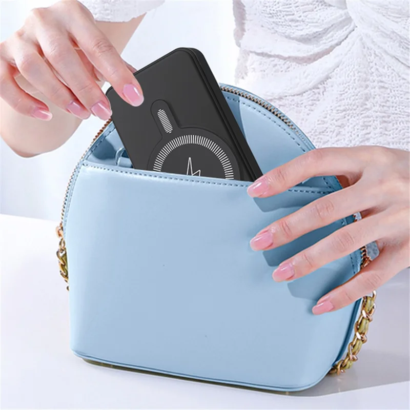 E43B Digital Display Wireless Magnetic Power Bank with Stand 10000mAh Phone Charger Charging - White