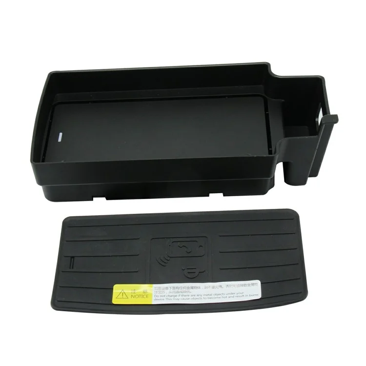 WINAUTO Per 2013-2018 Q3 15W Max Car Interior Automatic Sensing Wireless Charger