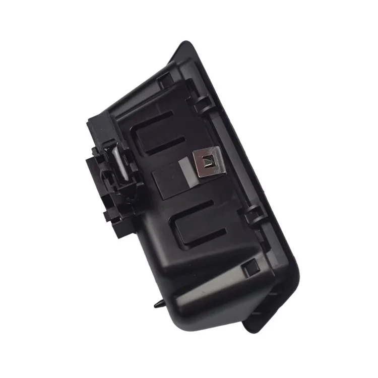 Commutateur de déverrouillage de poignée de coffre arrière pour pièce de remplacement E60 / E70 / E82 / E88, 51247118158
