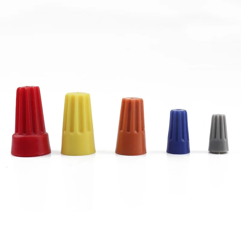 A0818 320 szt. zestaw konektorów kablowych z izolacją PVC, nakrętek śrubowych, zestaw assortymentowy