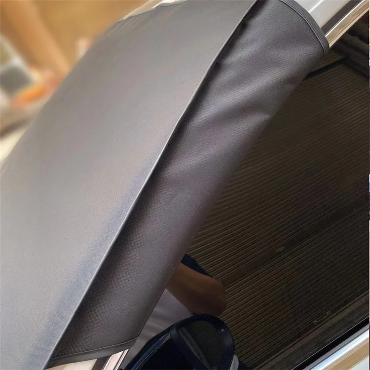 Capa de Proteção para Para-brisas de Sedãs 600D Oxford em Preto - Proteção Contra Gelo, Geada, Neve e Sol