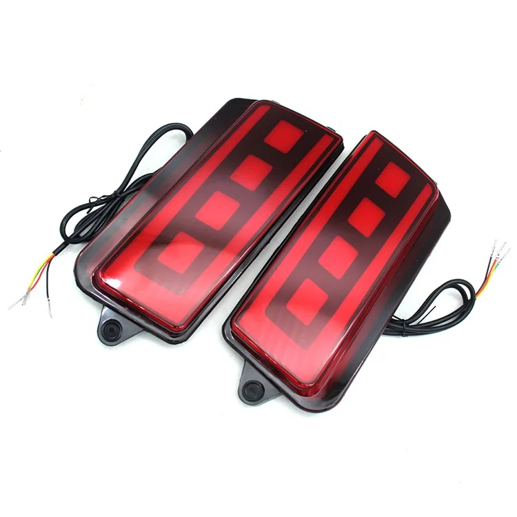 Pour Grand Cherokee 2005-2010 1 Paire Voiture Arrière Pare-chocs Clair LED Rouge DRL Turn Signal Lampe de Freinage - Rouge