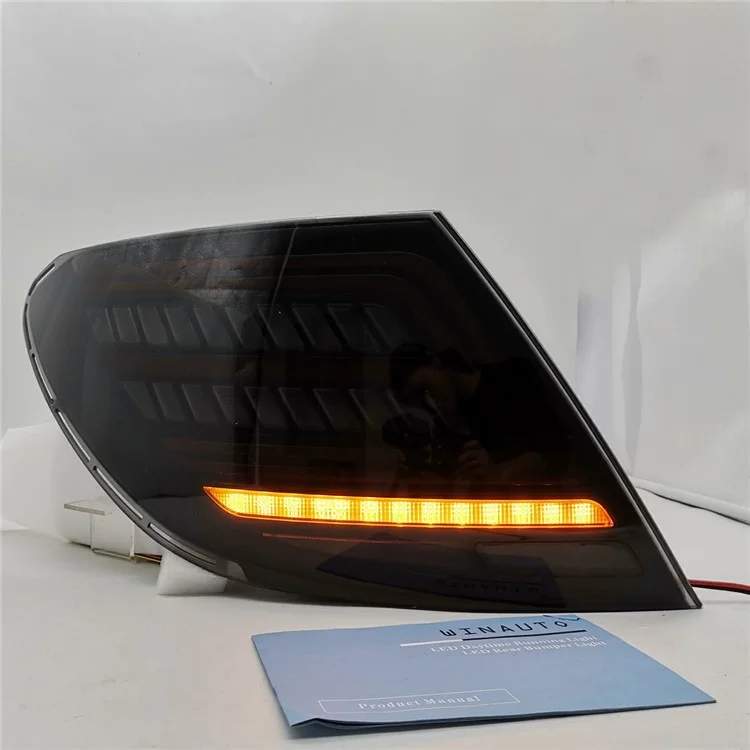 WINAUTO MCT188AS 2PCS LED Feux arrière Feu de voiture pour W204 Grade C C180 C200 C260 C300 2007-2014 - Rouge