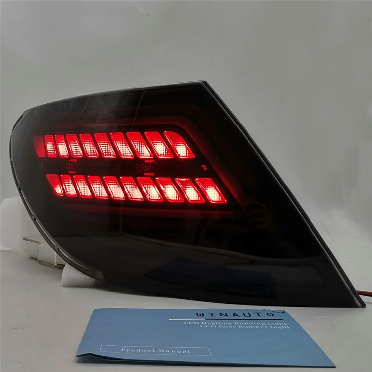 WINAUTO MCT188AS 2PCS LED Feux arrière Feu de voiture pour W204 Grade C C180 C200 C260 C300 2007-2014 - Rouge