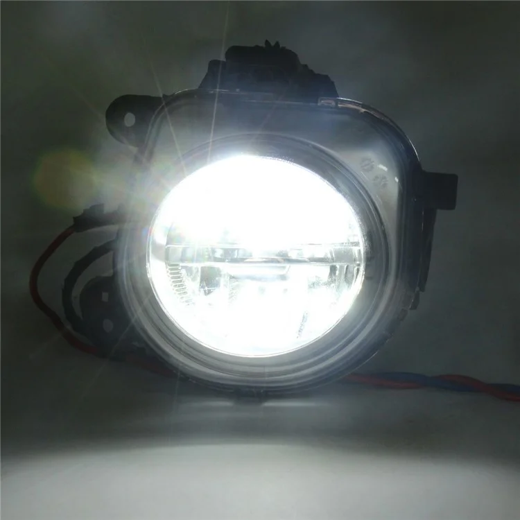 WINAUTO For X3 X4 X5 X6 2015-2016 1 Pair Car LED Front Fog Lights, OE: 63177317252 / 63177317251