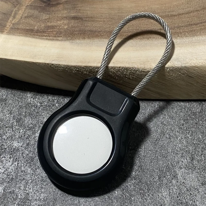 Funda protectora para Apple AirTag Tracker inteligente, resistente al agua, con correa de acero inoxidable / tornillos / herramienta - Negro