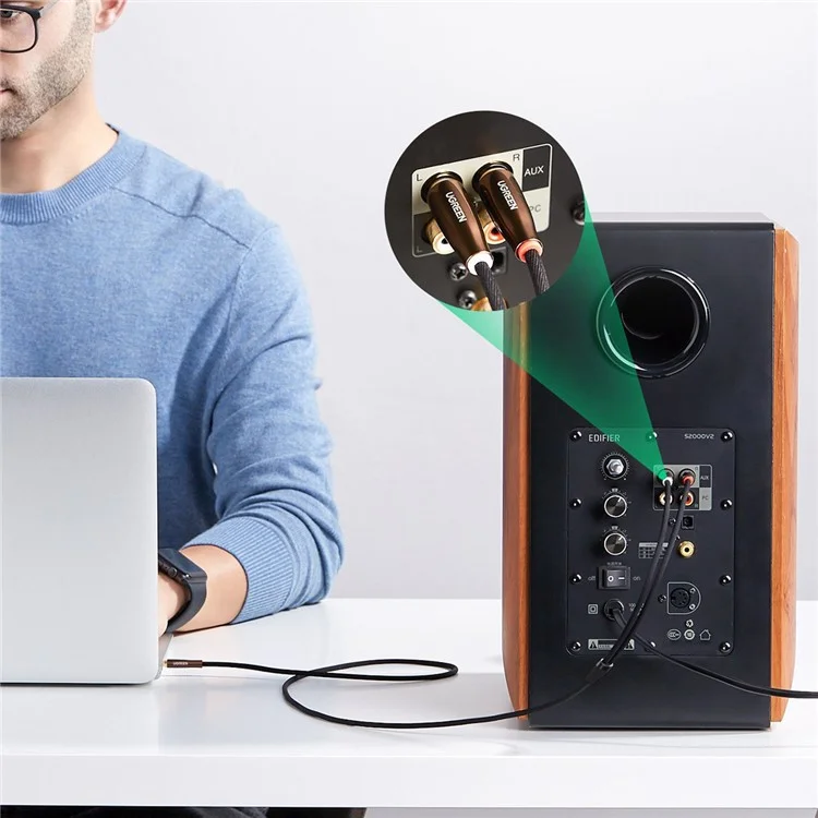 UGreen 80849 5-medidores Reversíveis Hi-Fi 3.5mm A 2RCA Cabo De Áudio Trançado Reto Masculino Para Smartphones / Alto-falantes / Hi-fi Amplificador / HDTV / MP3 Players