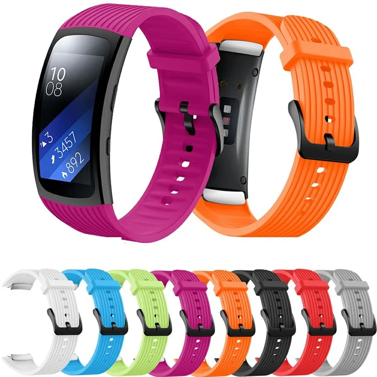 Pulseira de silicone com listras verticais para smartwatch Samsung Galaxy Gear Fit2 pro - Preta [Tamanho pequeno]