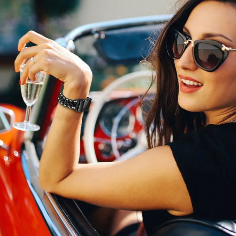 Zinc Alloy with Rhinestone Decor Watch Band for Fitbit Charge 4/3 - Black