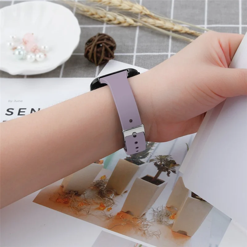 Soft Silicone Watch Band Replacement for Fitbit Versa / Versa 2 - Purple