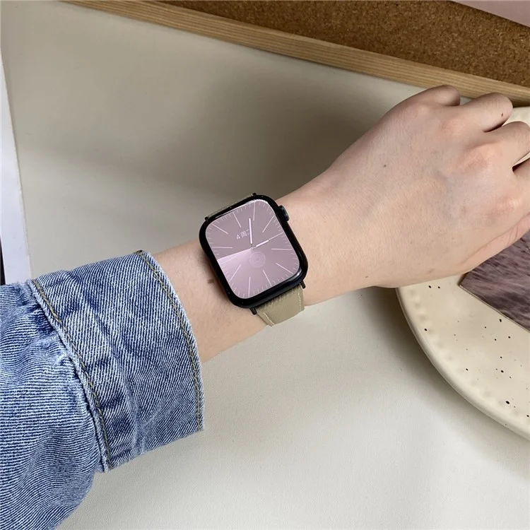 Pour Apple Watch 10 46mm / Ultra 2 / Ultra 49mm / 9 8 7 45mm / SE (2023) SE (2022) SE 6 5 4 44mm / 3 2 1 42mm Genuine Cow Leather Wrist Band - Abricot