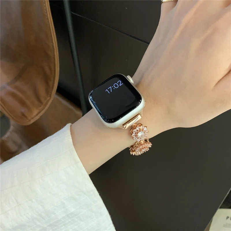 For Apple Watch Series 11 10 42mm / 9 8 7 41mm / SE3 SE2 SE 6 5 4 40mm / 3 2 1 38mm Zircon Wrist Strap - Rose Gold