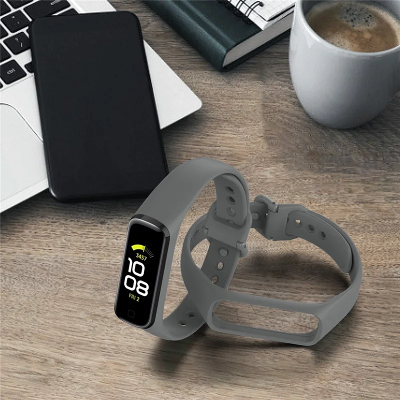 Smart Watch Band Silicone Wrist Strap Replacement for Samsung Galaxy Fit2 SM-R220 - Grey
