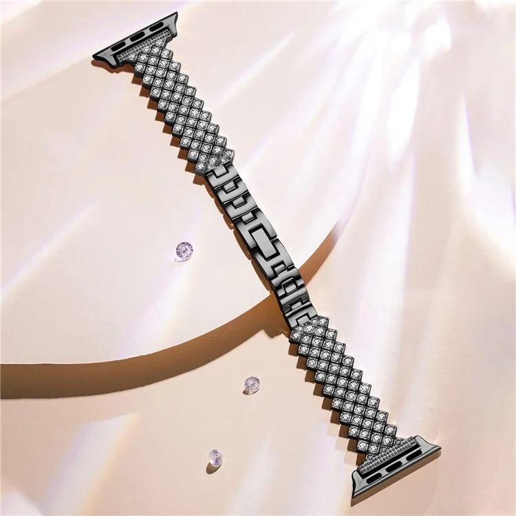 Для Apple Watch 10 46 мм / Ultra 2 / Ultra 49 мм / 9 8 7 45 мм / SE (2023) SE (2022) SE 6 5 4 44 мм / 3 2 1 42 мм Rhinestones Decor Zinc Alloy Wrist Strap - Black