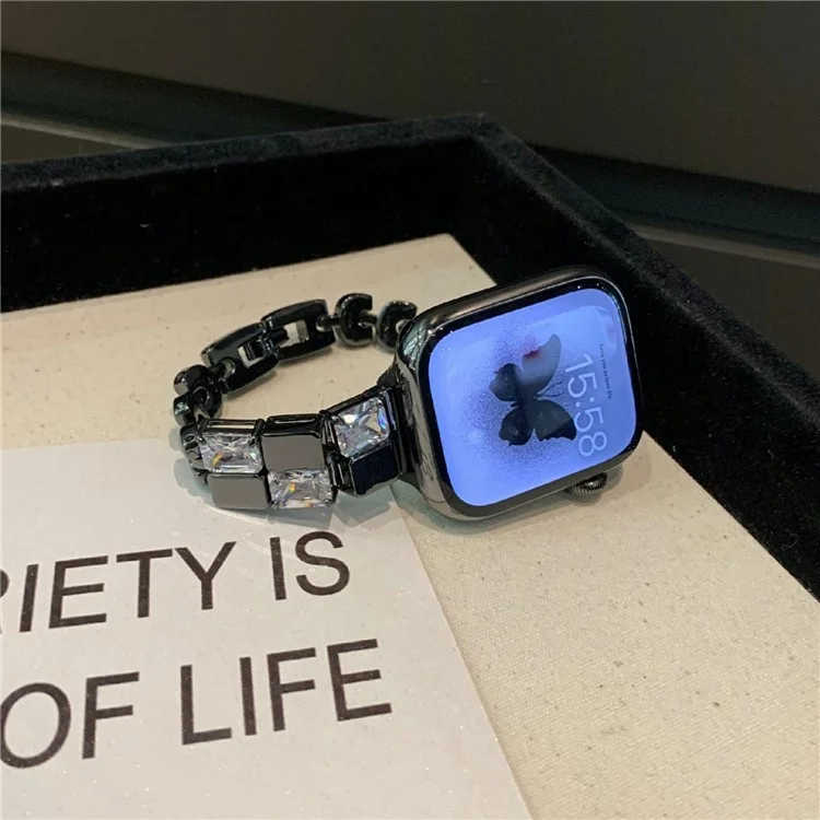 Bracelet en cuivre pour Apple Watch 10 46mm / Ultra 2 / Ultra 49mm / 9 8 7 45mm / SE (2023) SE (2022) SE 6 5 4 44mm / 3 2 1 42mm Décoration en Zircon - Noir