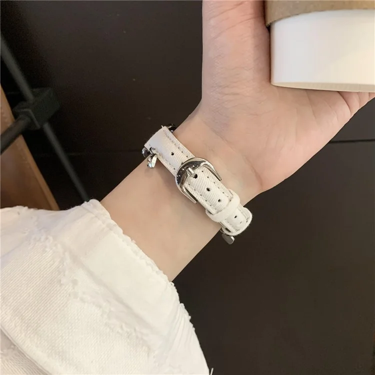 Para Apple Watch Series 10 42mm / 9 8 7 41mm / SE (2023) SE (2022) SE 6 5 4 40mm / 3 2 1 38mm Denim Cloth Band Heart Pendant Strap - Branco