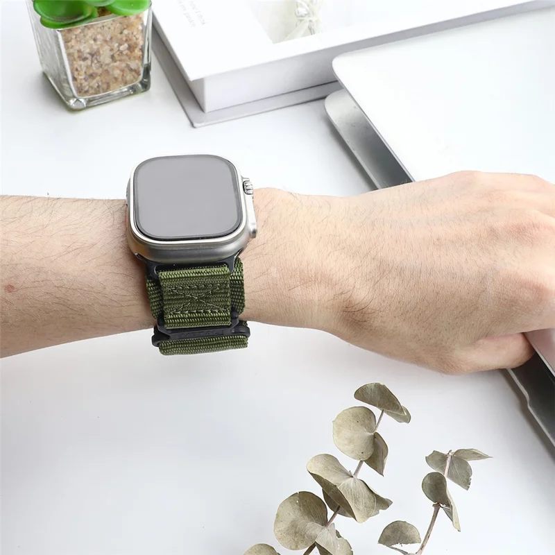 KALEBOL For Apple Watch 10 46mm / Ultra 2 / Ultra 49mm / 9 8 7 45mm / SE (2023) SE (2022) SE 6 5 4 44mm / 3 2 1 42mm Nylon Strap - Army Green