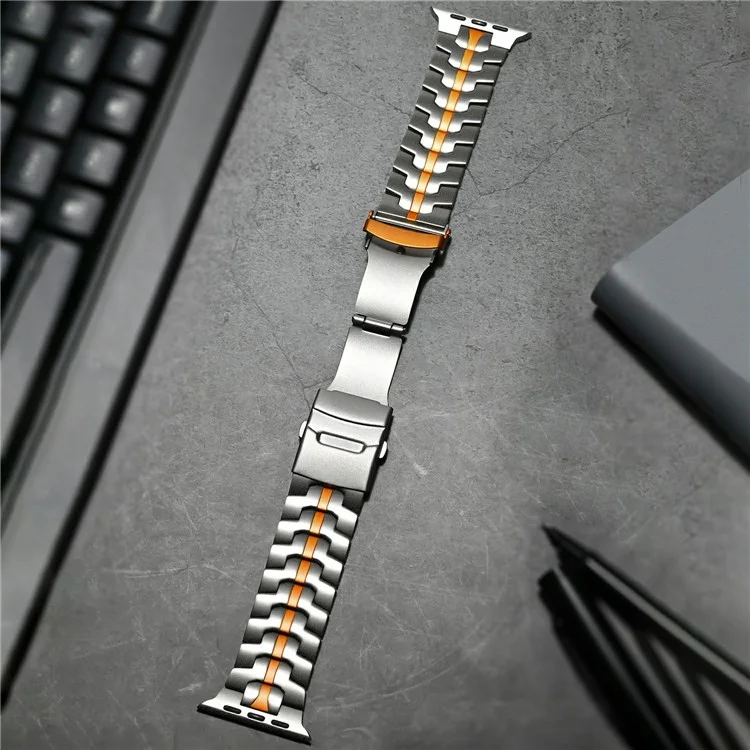 Pulseira de Relógio de Metal para Apple Watch Series 10 46mm / Ultra 2 Ultra 49mm / Series 9 8 7 45mm / SE (2023) SE (2022) SE 6 5 4 44mm / 3 2 1 42mm - Titânio+Laranja