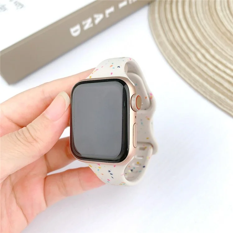 Cinturino per Apple Watch Series 10 42mm / 9 8 7 41mm / SE (2023) SE (2022) SE 6 5 4 40mm / 3 2 1 38mm Cinturino in Silicone - Starlight