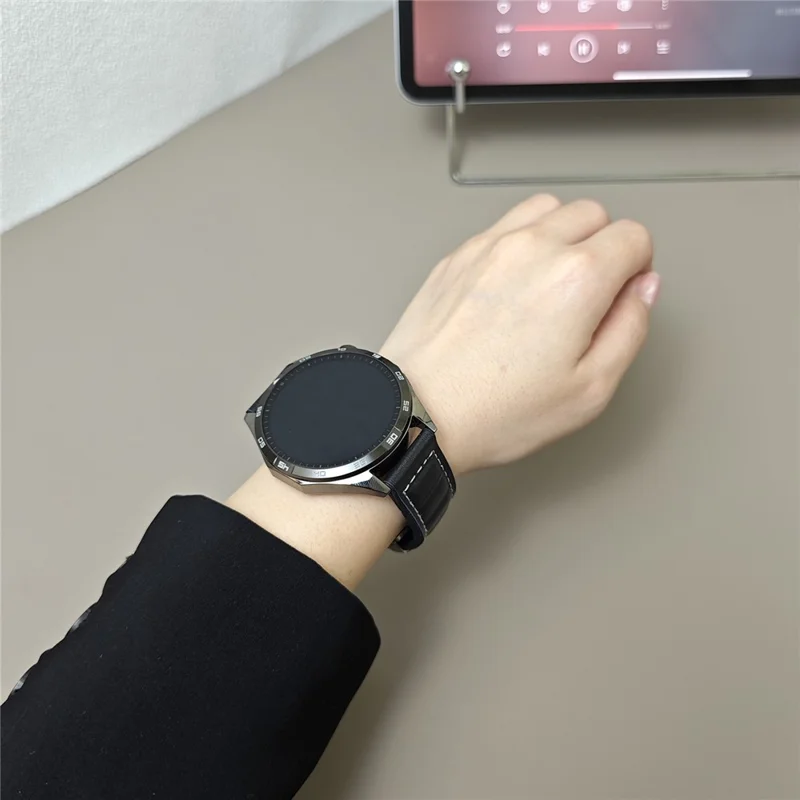 For Huawei Watch GT 5 Pro 42mm / GT 5 41mm Universal 18mm Genuine Cowhide Leather Watch Strap - Black