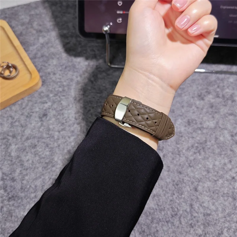 Genuine Cowhide Leather Strap for Apple Watch Series 10 46mm / Ultra 2 / Ultra 49mm / 9 8 7 45mm / SE (2023) SE (2022) SE 6 5 4 44mm / 3 2 1 42mm - Tan