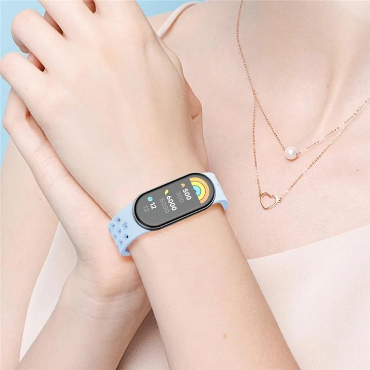 Silikonarmband für Xiaomi Smart Band 9 NFC / Band 9 / Band 8 mit hohlem, atmungsaktivem Magnetverschluss - Weiß