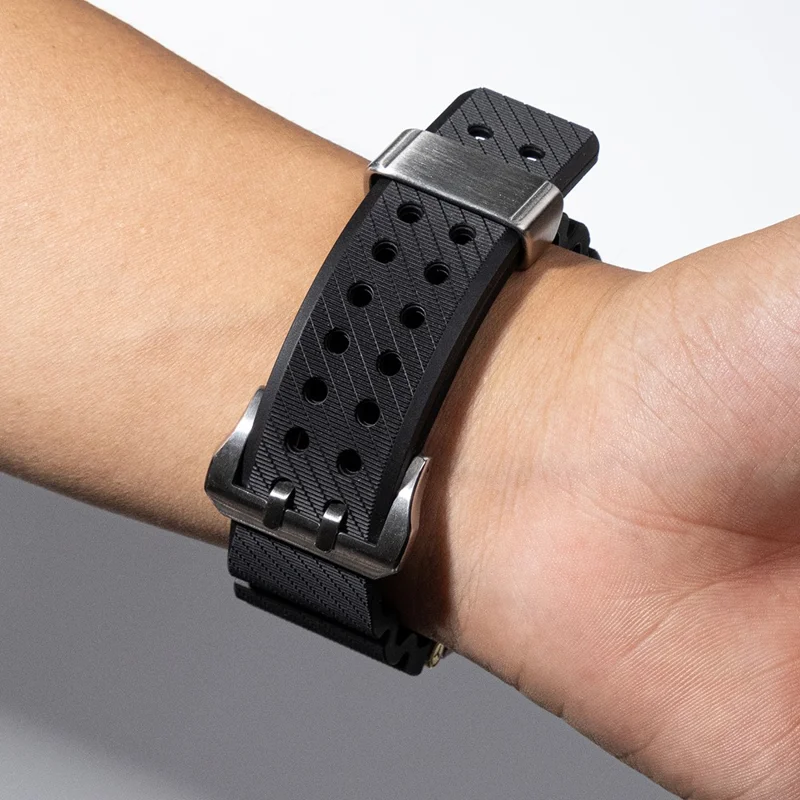 Bulk Purchasing Silicone Strap with Silver Connector for Apple Watch Ultra 3 2 1 49mm / Series 11 10 46mm / 9 8 7 45mm / SE3 SE2 SE 6 5 4 44mm / 3 2 1 42mm - Grey