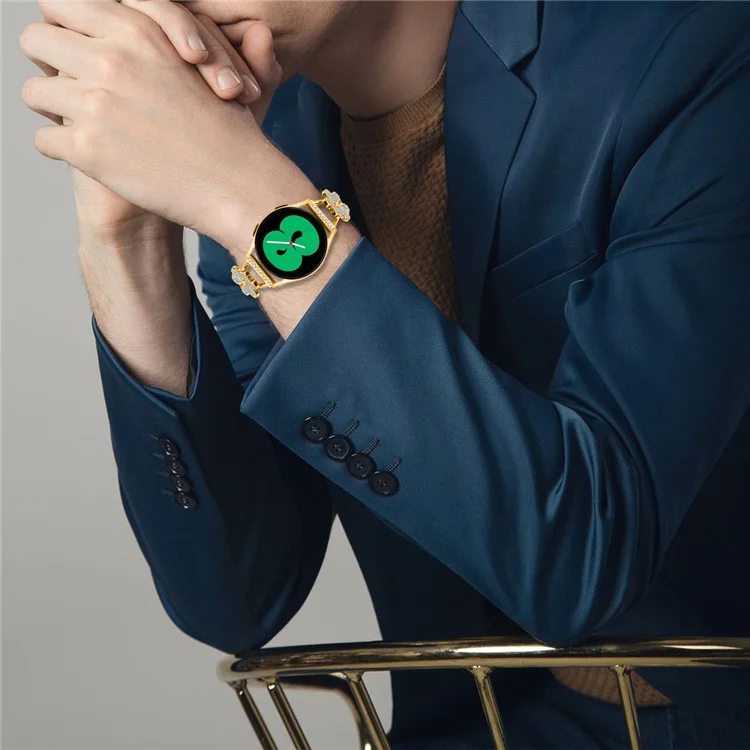 Cinturino di ricambio in metallo con decorazione a cuore e quadrifoglio per l'orologio Coros Pace 2 - Oro