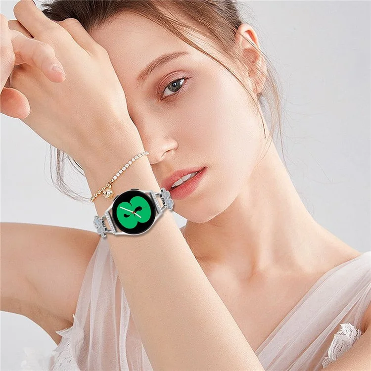 Cinturino in metallo per Realme Techlife Watch S100 con decorazione a cuori e quadrifoglio - Argento