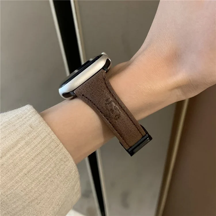Cinturino in pelle per Apple Watch Serie 10 9 8 7 SE 6 5 4 3 2 1 da 42mm 41mm 40mm 38mm - Disegno gatto cartone animato - Marrone scuro