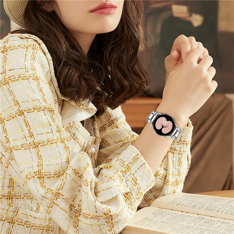Achat en vrac de bracelet en métal pour Samsung Galaxy Watch4 Classic / Watch4 Active Bracelet de montre avec décoration de strass - Argent / Blanc