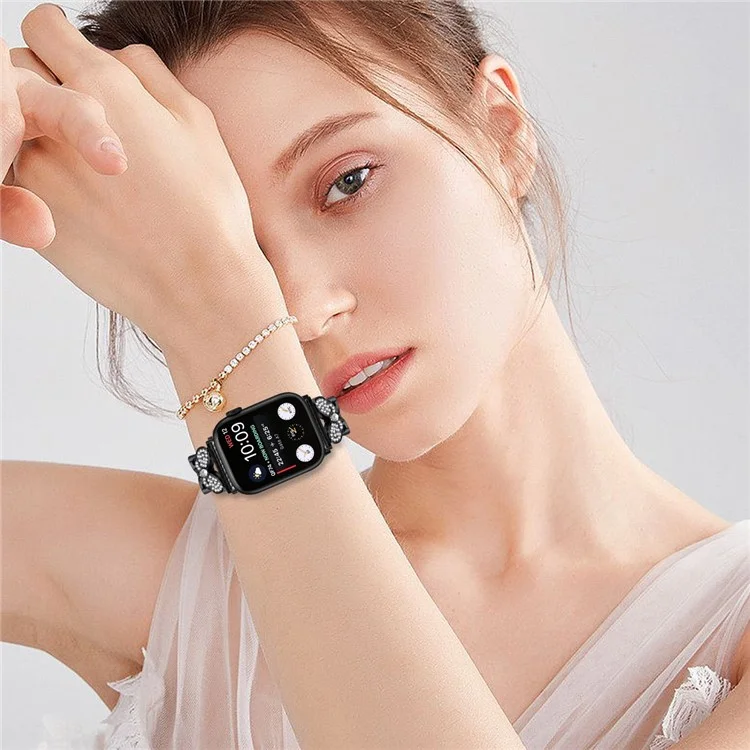 Cinturino per Apple Watch Series 10 Ultra 9 8 7 SE 6 5 4 3 2 1 46mm 49mm 45mm 44mm 42mm con decorazioni in strass a forma di farfalla e cinturino in lega metallica - Nero