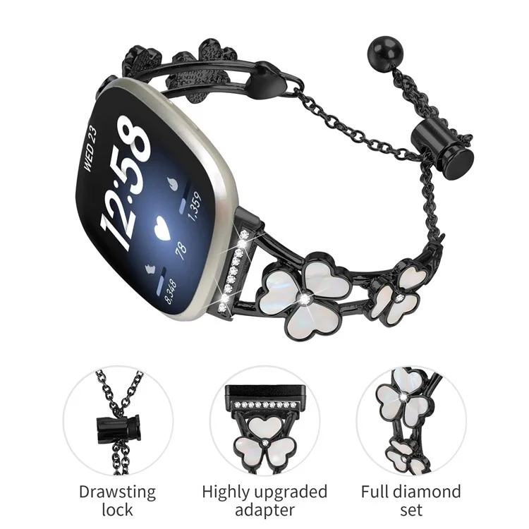 Correa de reloj de metal de aleación de zinc con adorno de trébol para Fitbit Versa 4 / Sense 2 - Negro